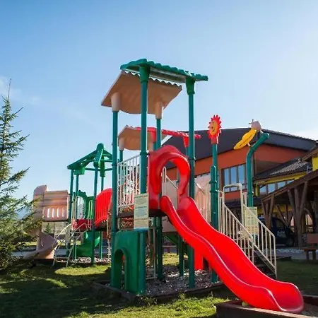 Pohoda 410 Village Tatralandia S 1 Spalnou 1 Obyvackou A 1 Izbou V Podkrovi